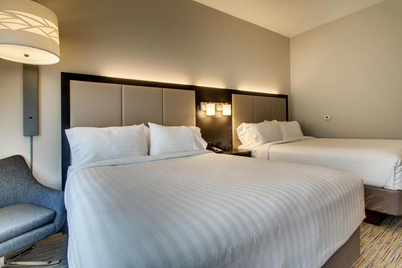 Holiday Inn Express & Suites Charleston Ne Mt Pleasant Us17 By Ihg Mount Pleasant Buitenkant foto