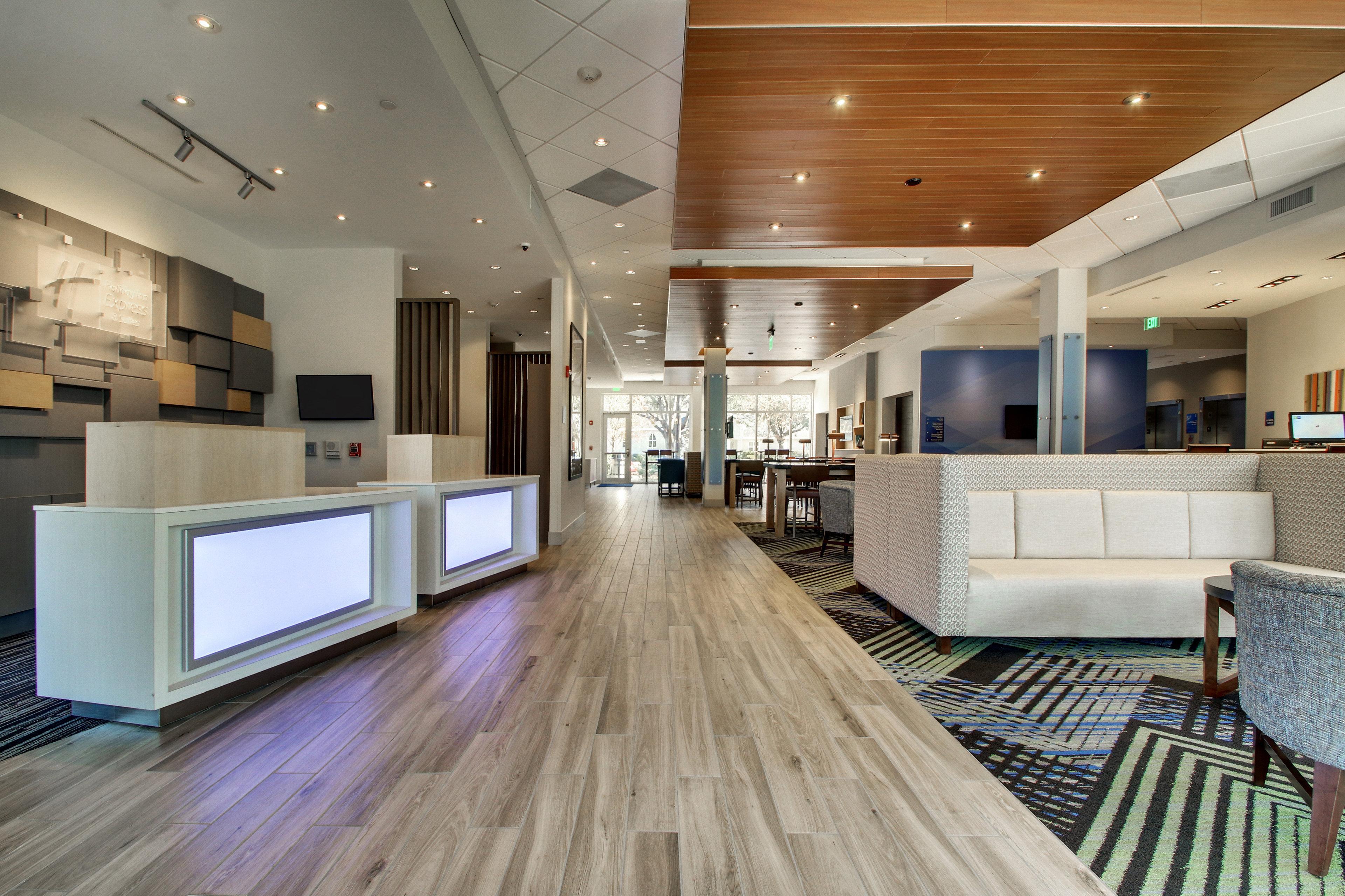 Holiday Inn Express & Suites Charleston Ne Mt Pleasant Us17 By Ihg Mount Pleasant Buitenkant foto