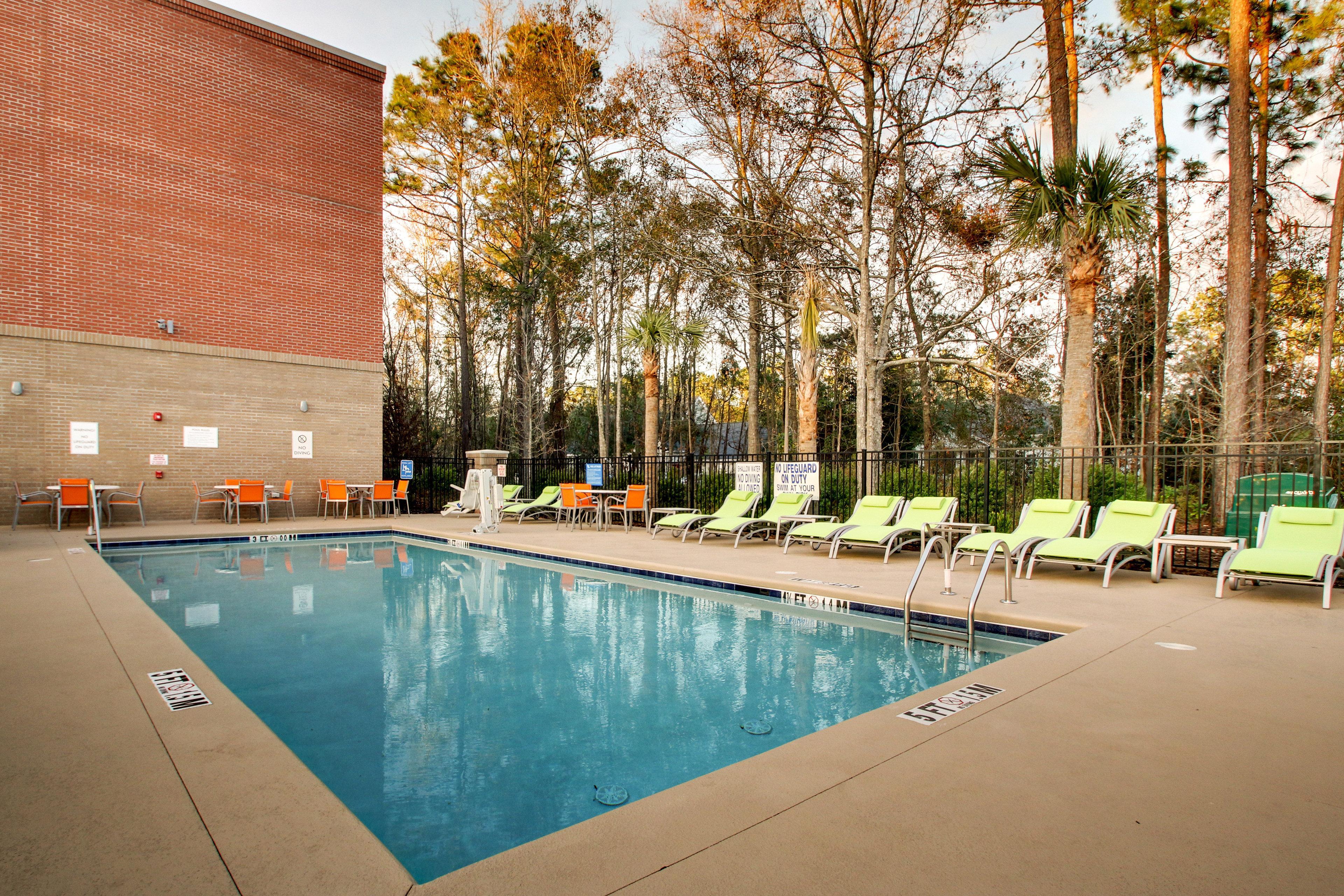 Holiday Inn Express & Suites Charleston Ne Mt Pleasant Us17 By Ihg Mount Pleasant Buitenkant foto