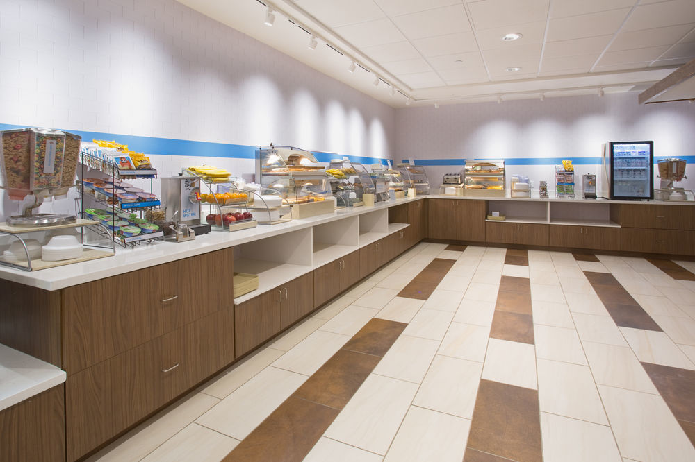 Holiday Inn Express & Suites Charleston Ne Mt Pleasant Us17 By Ihg Mount Pleasant Buitenkant foto